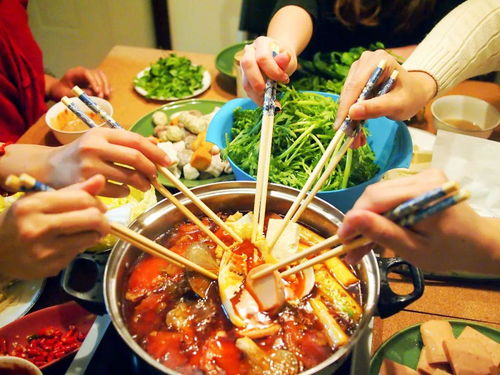 一次聚餐連累89人感染，兩地緊急叫停堂食住宿服務